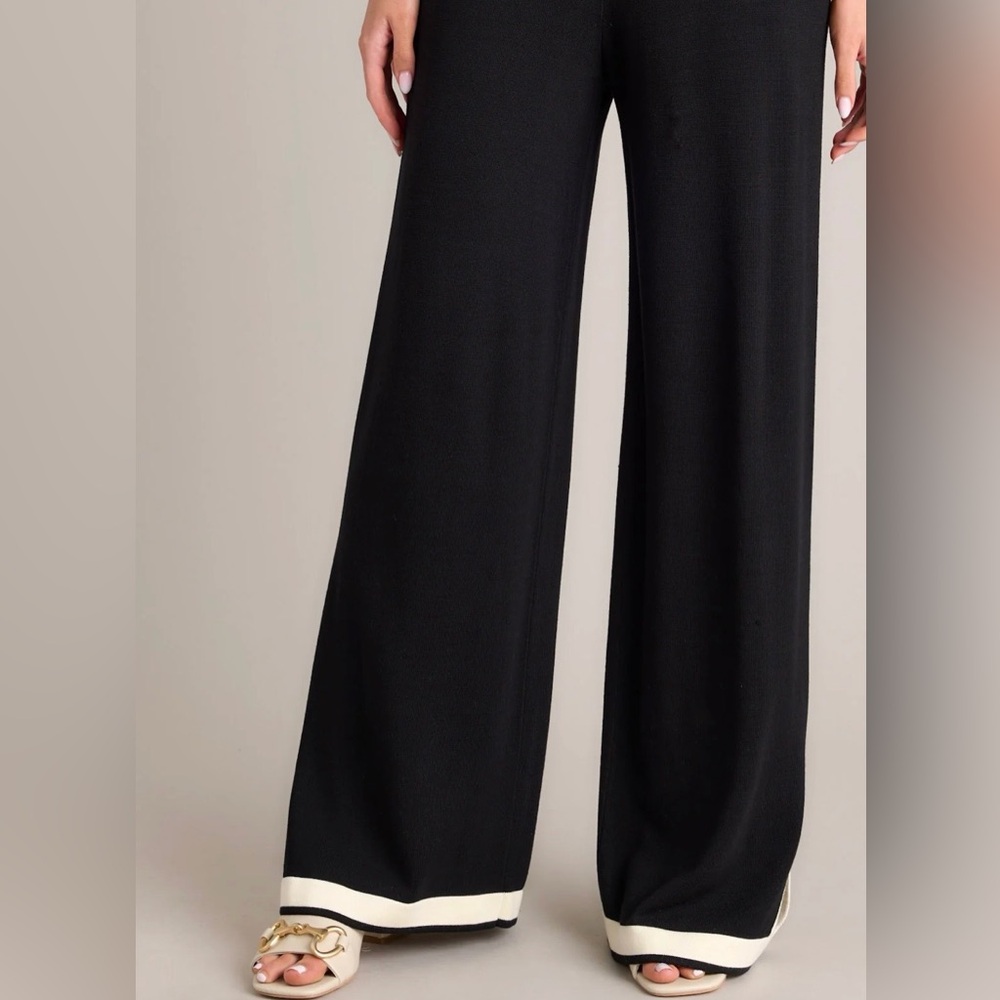 Black Knit Two-Piece Lounge Set with Cream Trim Wide Leg Pants Size XL - Picture 2 of 16
